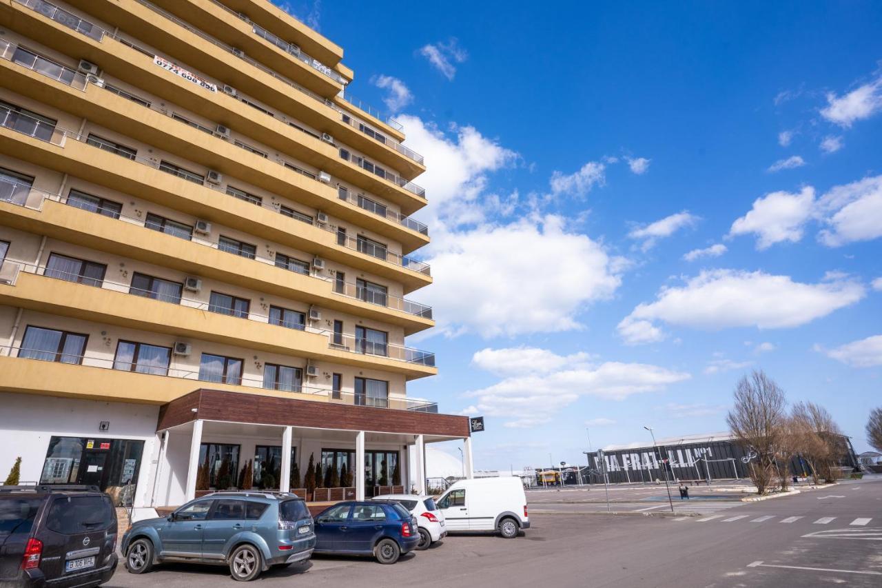 Summerland Sea-View Luxury Apartment Mamaia Buitenkant foto