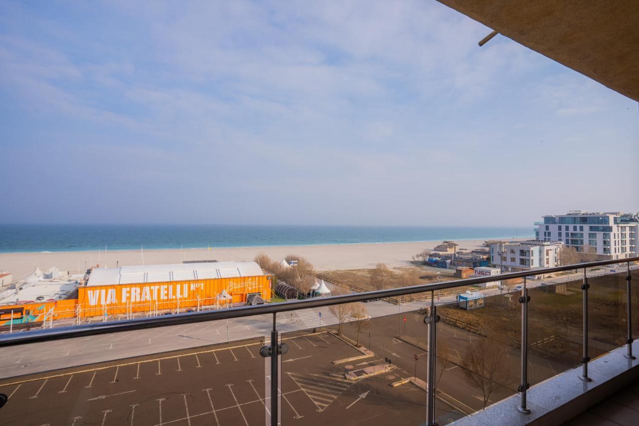Summerland Sea-View Luxury Apartment Mamaia Buitenkant foto