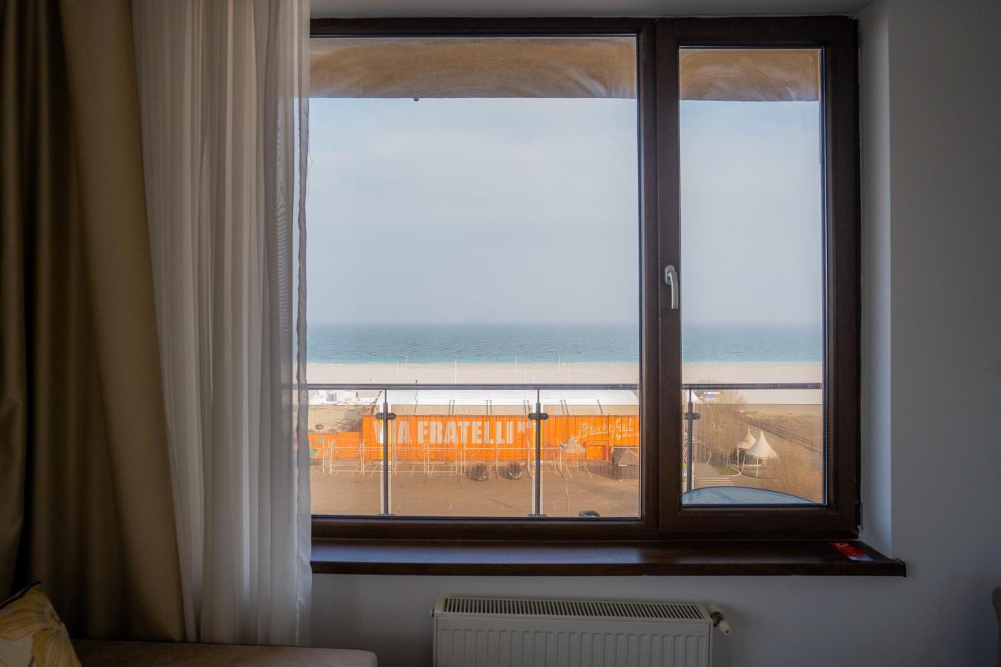 Summerland Sea-View Luxury Apartment Mamaia Buitenkant foto