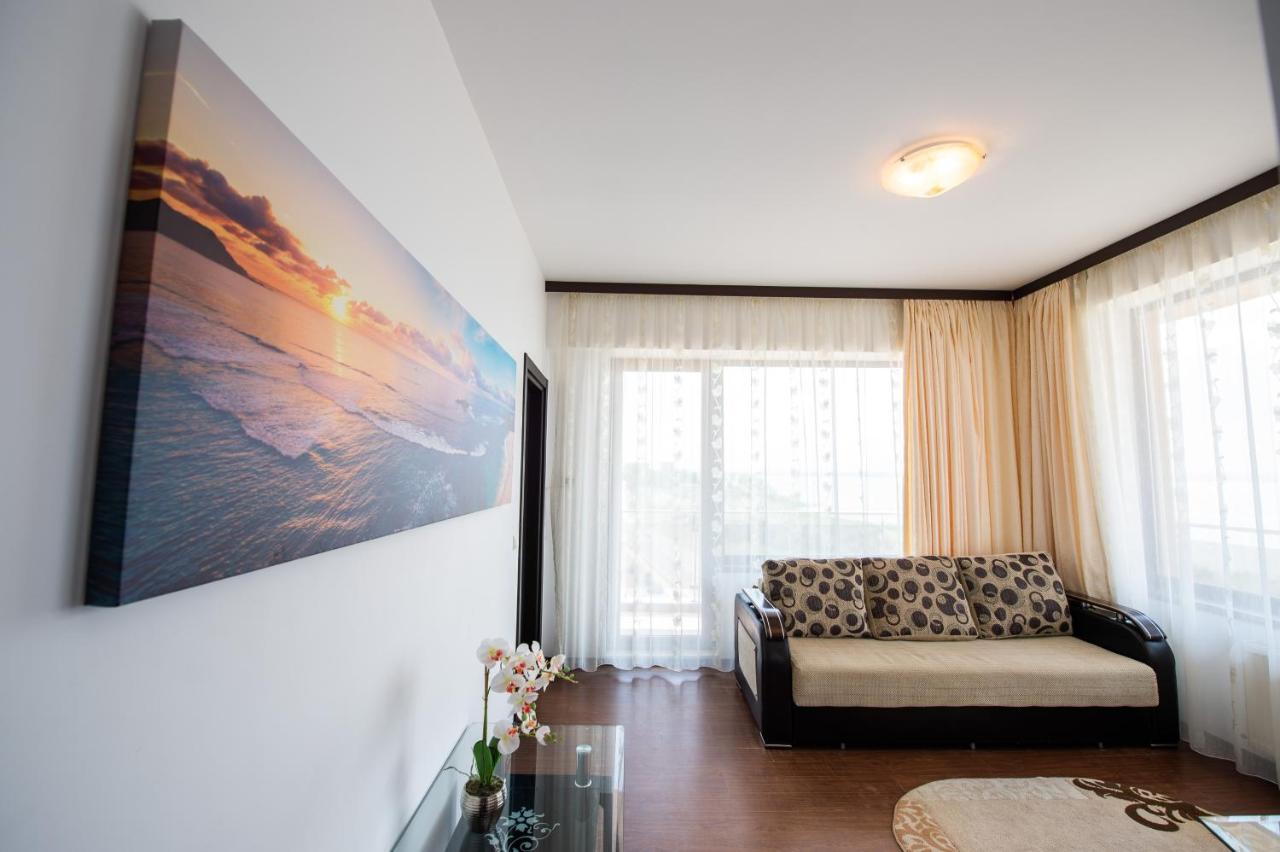 Summerland Sea-View Luxury Apartment Mamaia Buitenkant foto