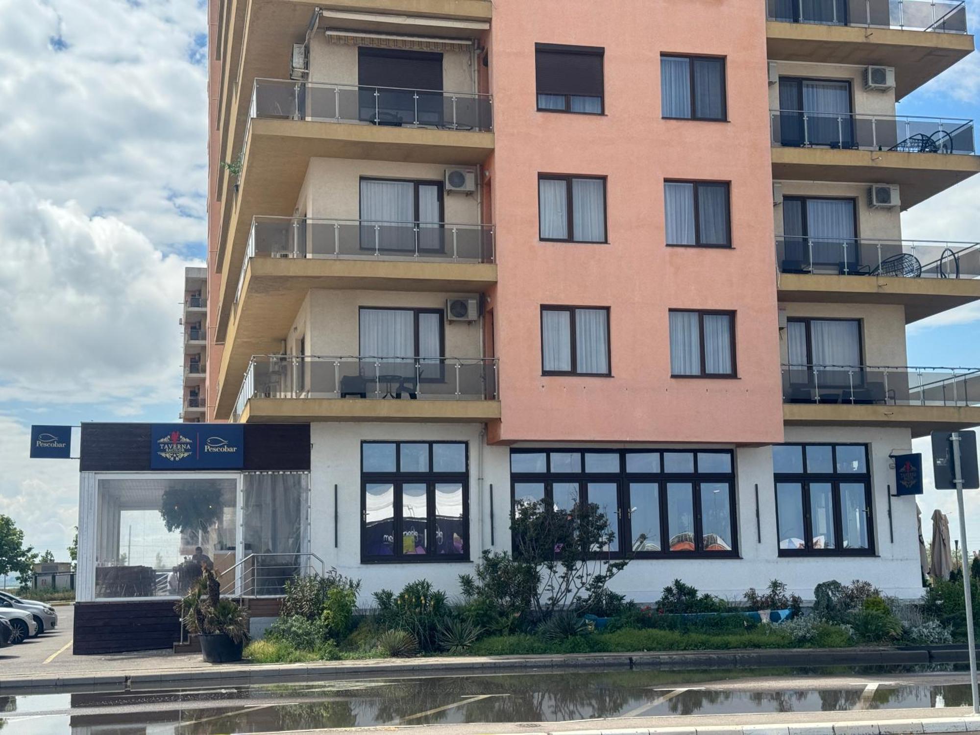 Summerland Sea-View Luxury Apartment Mamaia Buitenkant foto