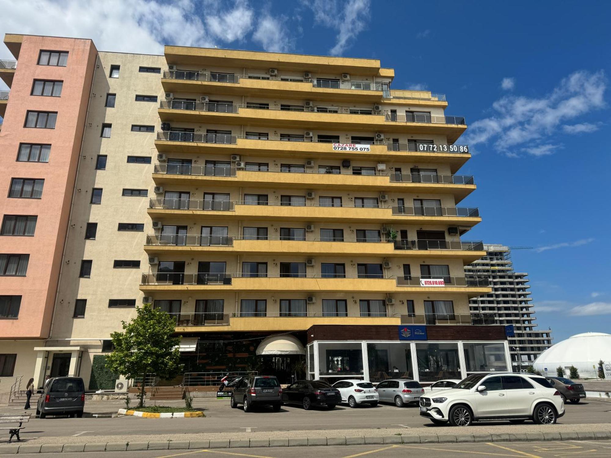 Summerland Sea-View Luxury Apartment Mamaia Buitenkant foto